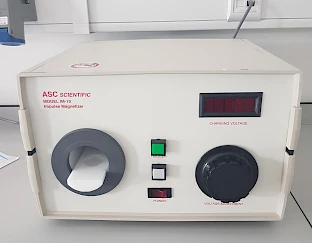 Magnetizador de campo forte IRM (IM-10, ASC Scientific)